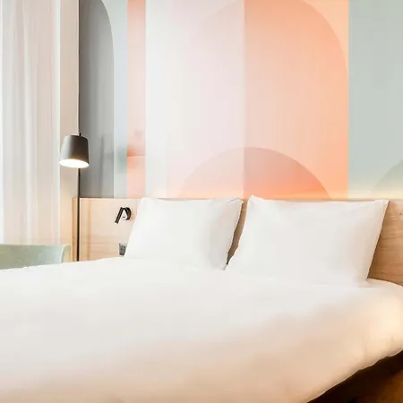 Hotel Centre Cloche D'or *