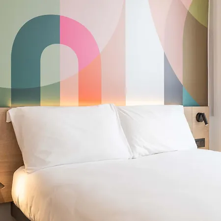 Hotel Centre Cloche D'or 3*