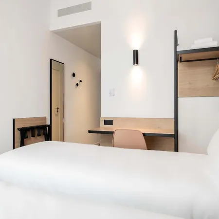 Hotel Centre Cloche D'or *