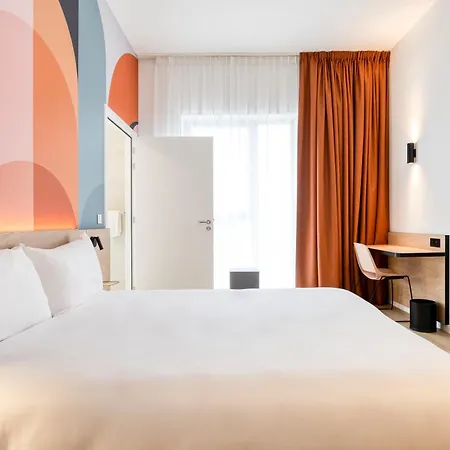 Centre Cloche D'or Hotel 3*