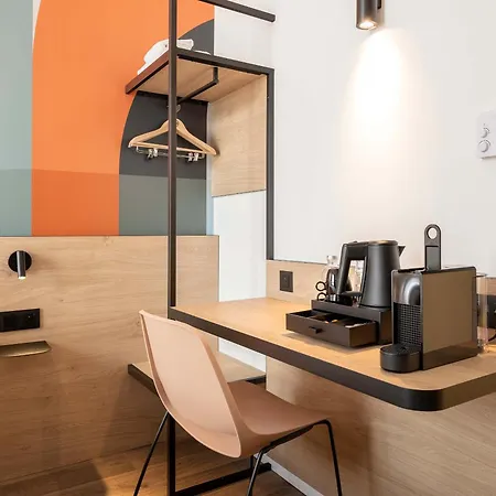 Otel Centre Cloche D'or 3*