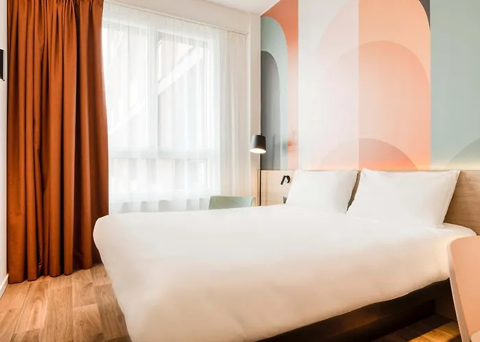 Centre Cloche D'or Hotel 3*