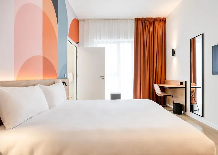 Centre Cloche D'or Hotel 3*