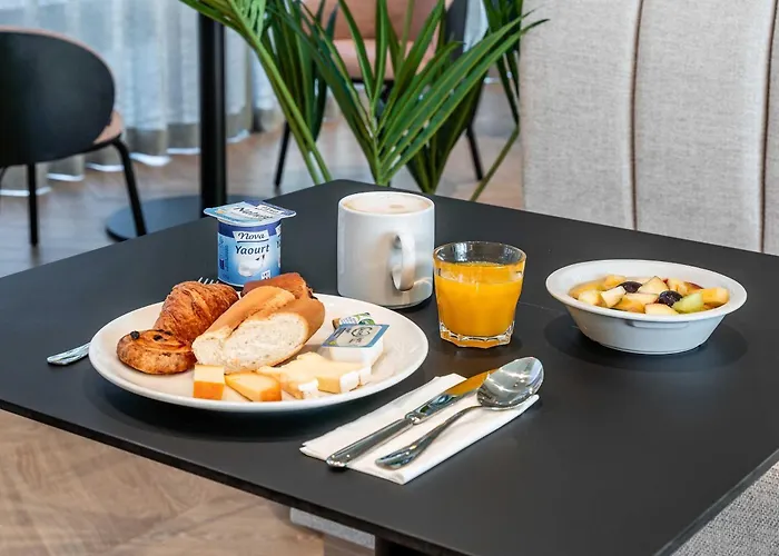 Centre Cloche D'or 3*